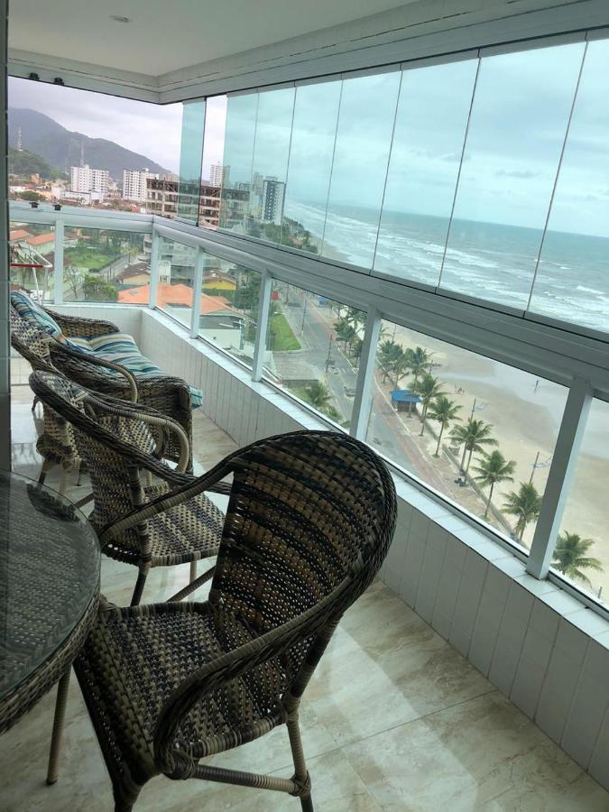 Mongagua Com Vista Para O Mar Pe Na Areia Eksteriør bilde