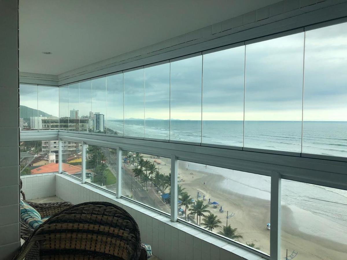 Mongagua Com Vista Para O Mar Pe Na Areia Eksteriør bilde