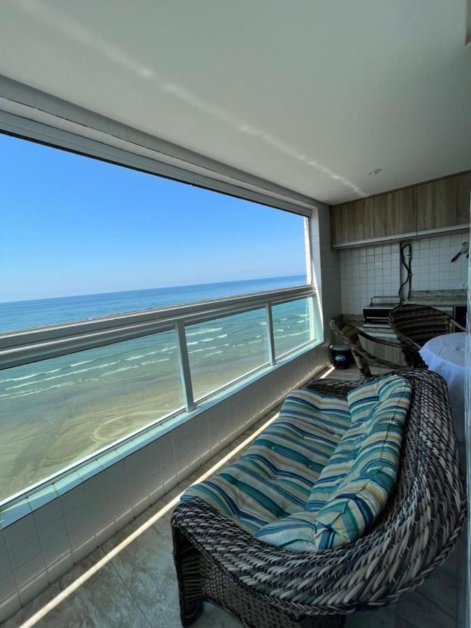 Mongagua Com Vista Para O Mar Pe Na Areia Eksteriør bilde
