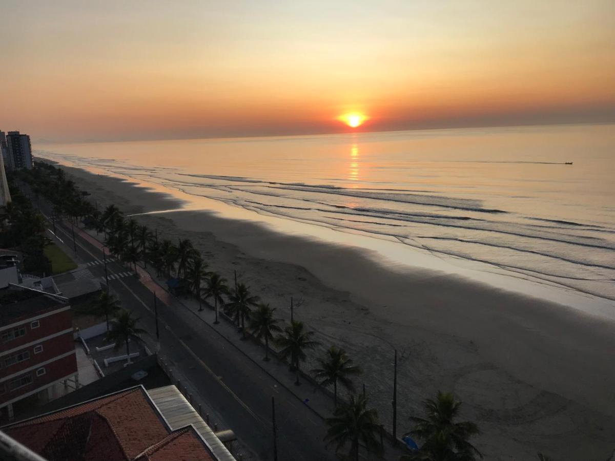 Mongagua Com Vista Para O Mar Pe Na Areia Eksteriør bilde