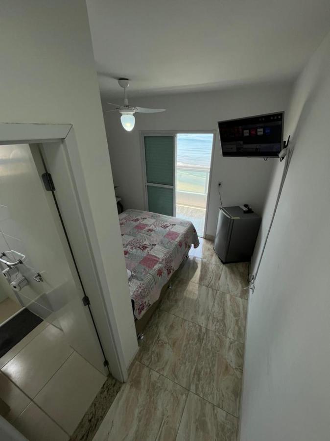 Mongagua Com Vista Para O Mar Pe Na Areia Eksteriør bilde